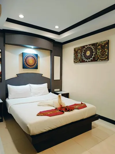 Standard-Doppelzimmer – ohne Fenster — Hill View Lodge